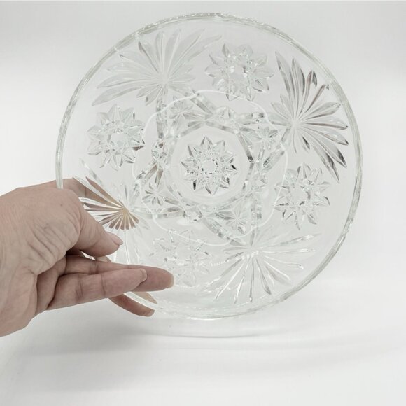 Vintage Anchor Hocking Early American Prescut Clear Glass Serving Bowl 7.5" dia - Picture 4 of 4